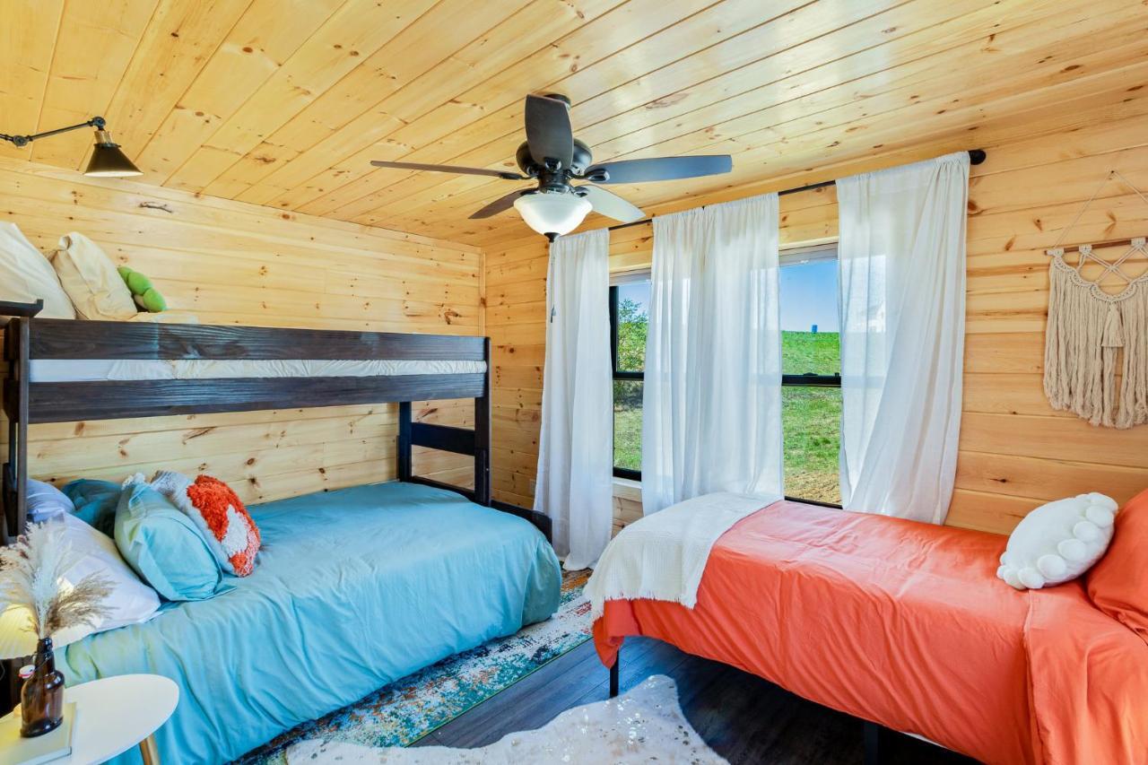 Villa Honey Bee Hideaway à Rogers Extérieur photo
