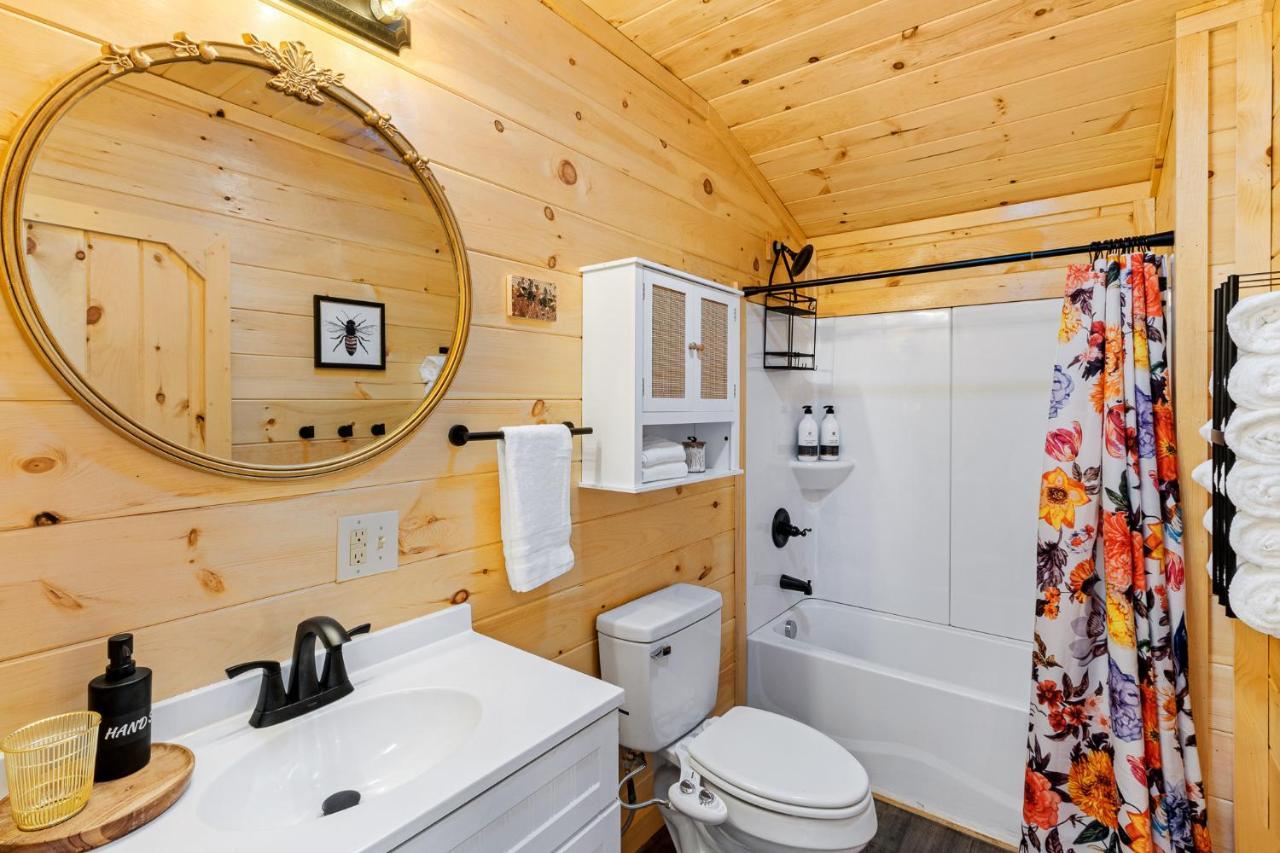 Villa Honey Bee Hideaway à Rogers Extérieur photo