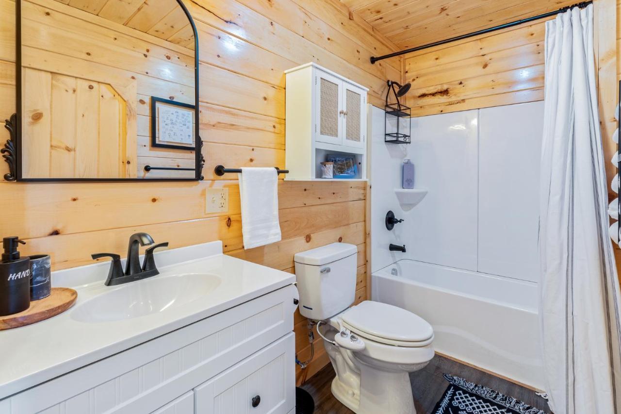 Villa Honey Bee Hideaway à Rogers Extérieur photo